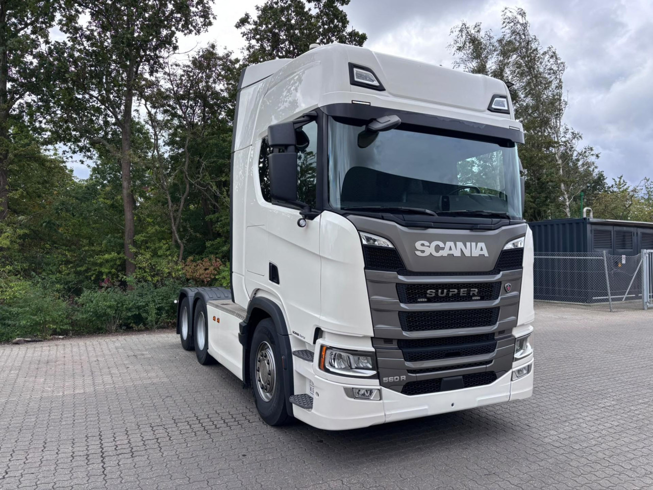 Scania R 560 A6x2NB