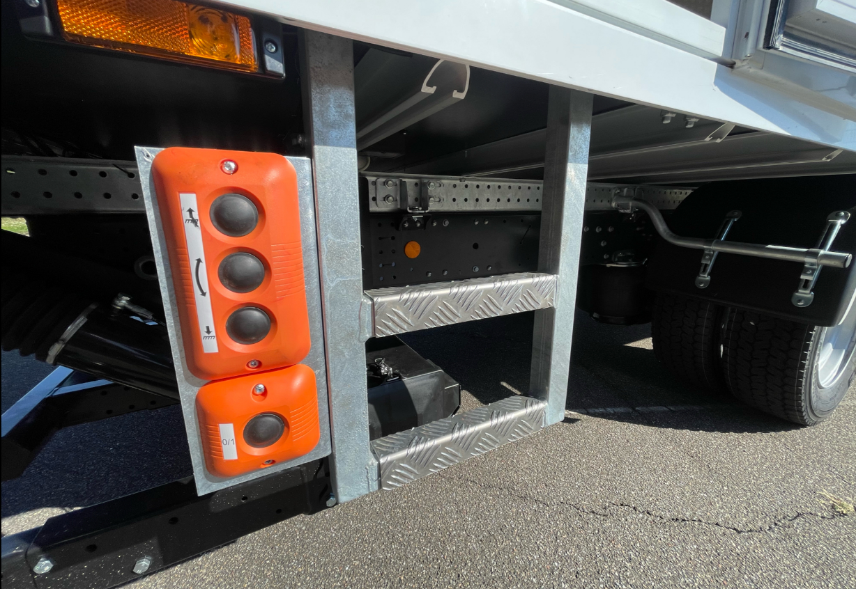 Iveco ML120E25-E6e 18 pallers