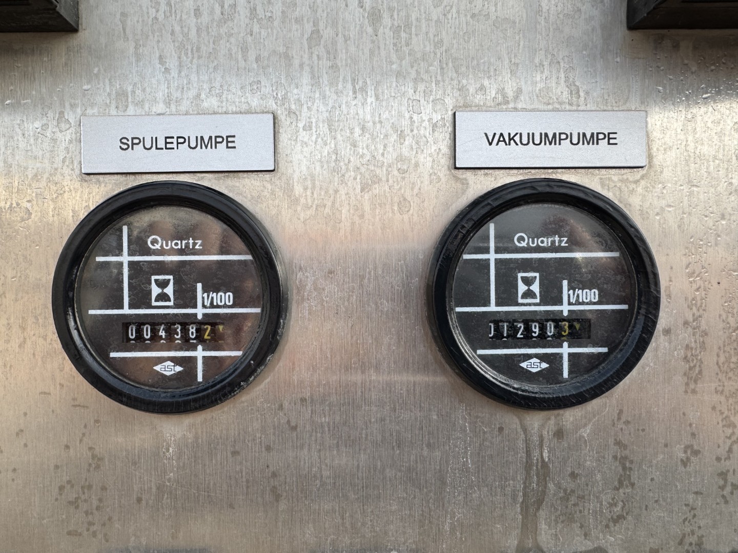 Scania P320 4x2 Hvidtved Larsen 7000 L Kombi