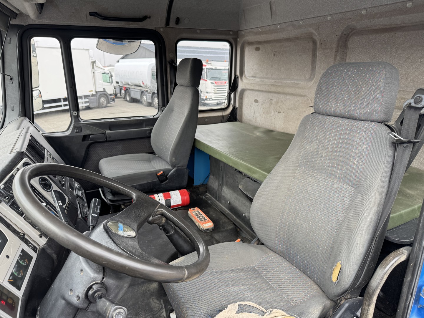 MAN 35.464 8x8 Hvidtved Larsen 9000 L