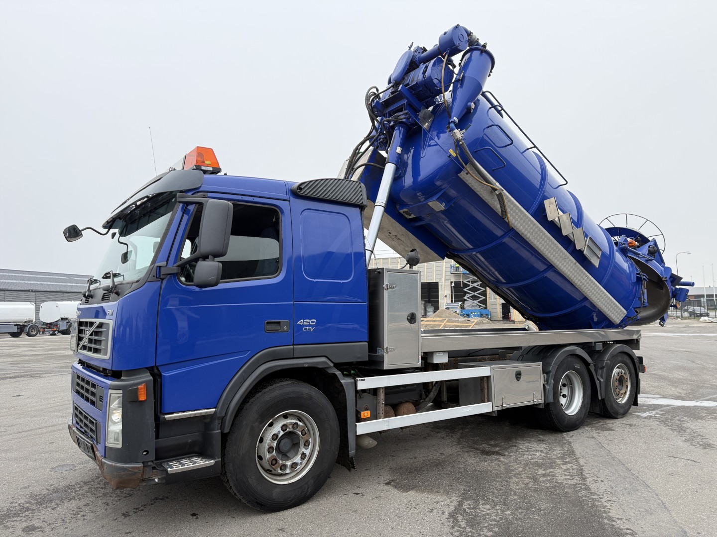 Volvo FM420 6x2*4 EEV Interconsult 12.700 l. Rustfri