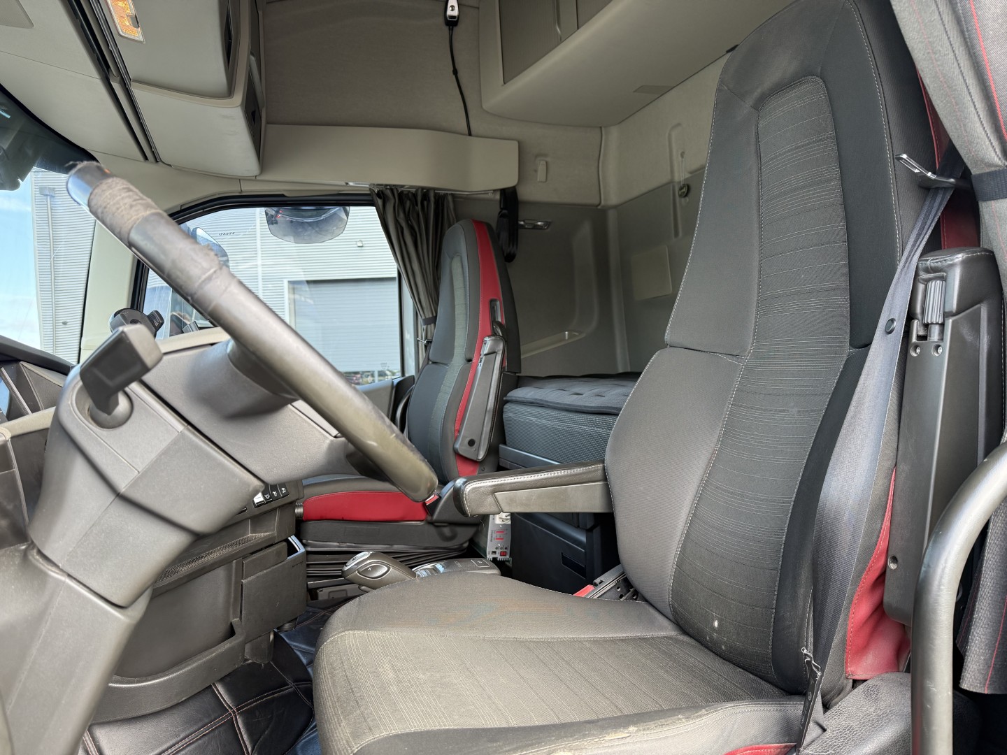 Volvo FH540 8x4*4 HMF2620 K5 Hejs / Kran