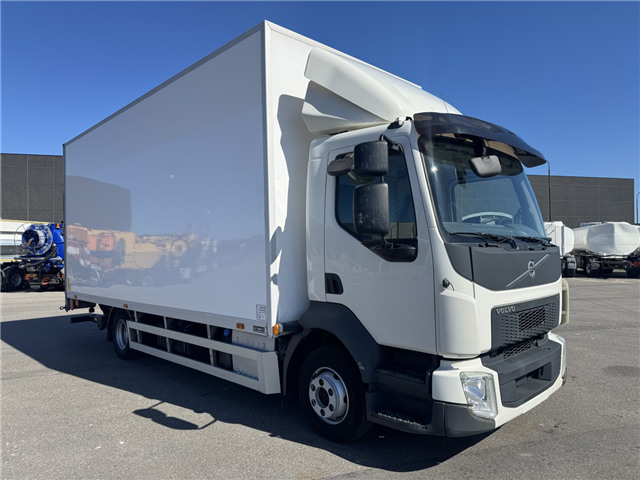 Volvo FL 210 4x2 Lukket kasse Euro 6