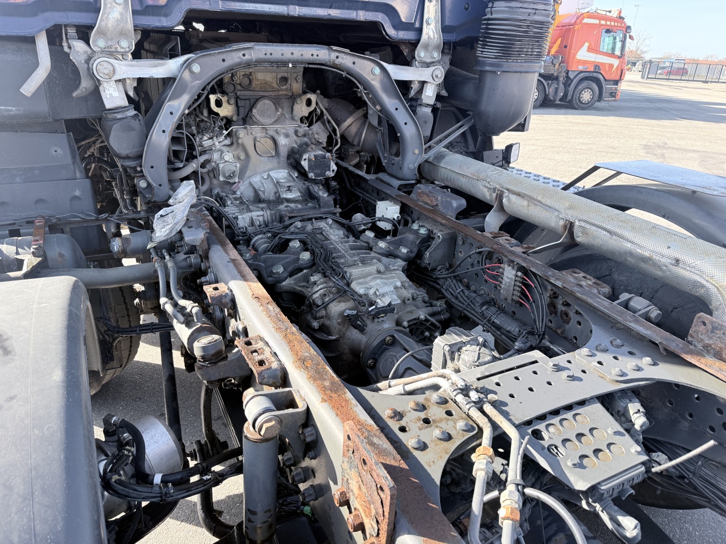 Mercedes Arocs 3253 8x2*6 Euro 6 Chassis