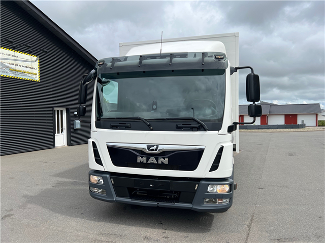 MAN TGL 12.220 kasse lift