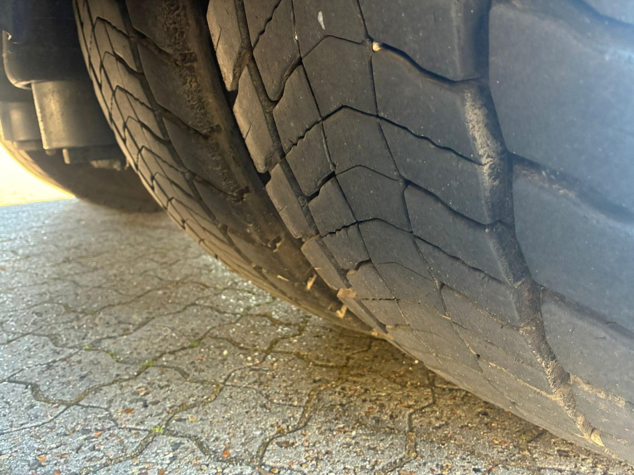 Scania R 530 A6x2NB - 2 streng hydraulikanlæg