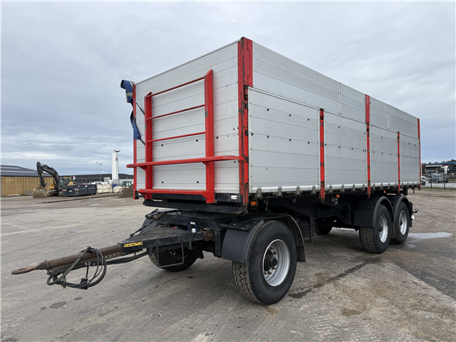 Skelhøje SVF P324 24 t. akslet Tipanhænger