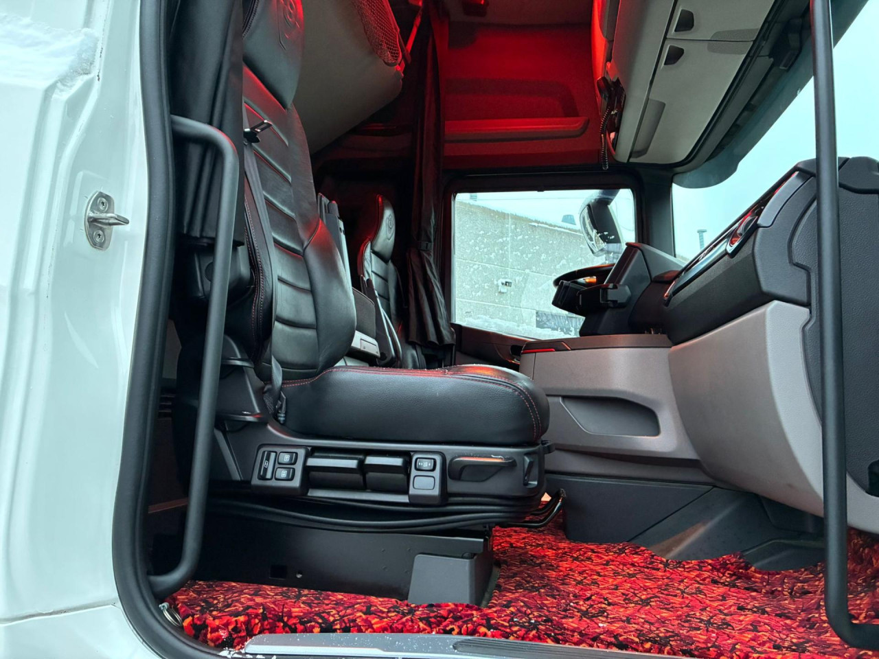 Scania S 660 A6x2NB - Hydraulik