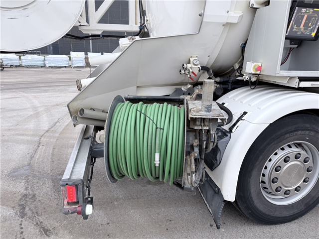 Scania G500 8x4*4 Bucher Recycler 414