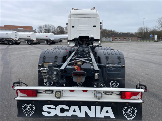 Scania R560 6x2 ADR Chassis