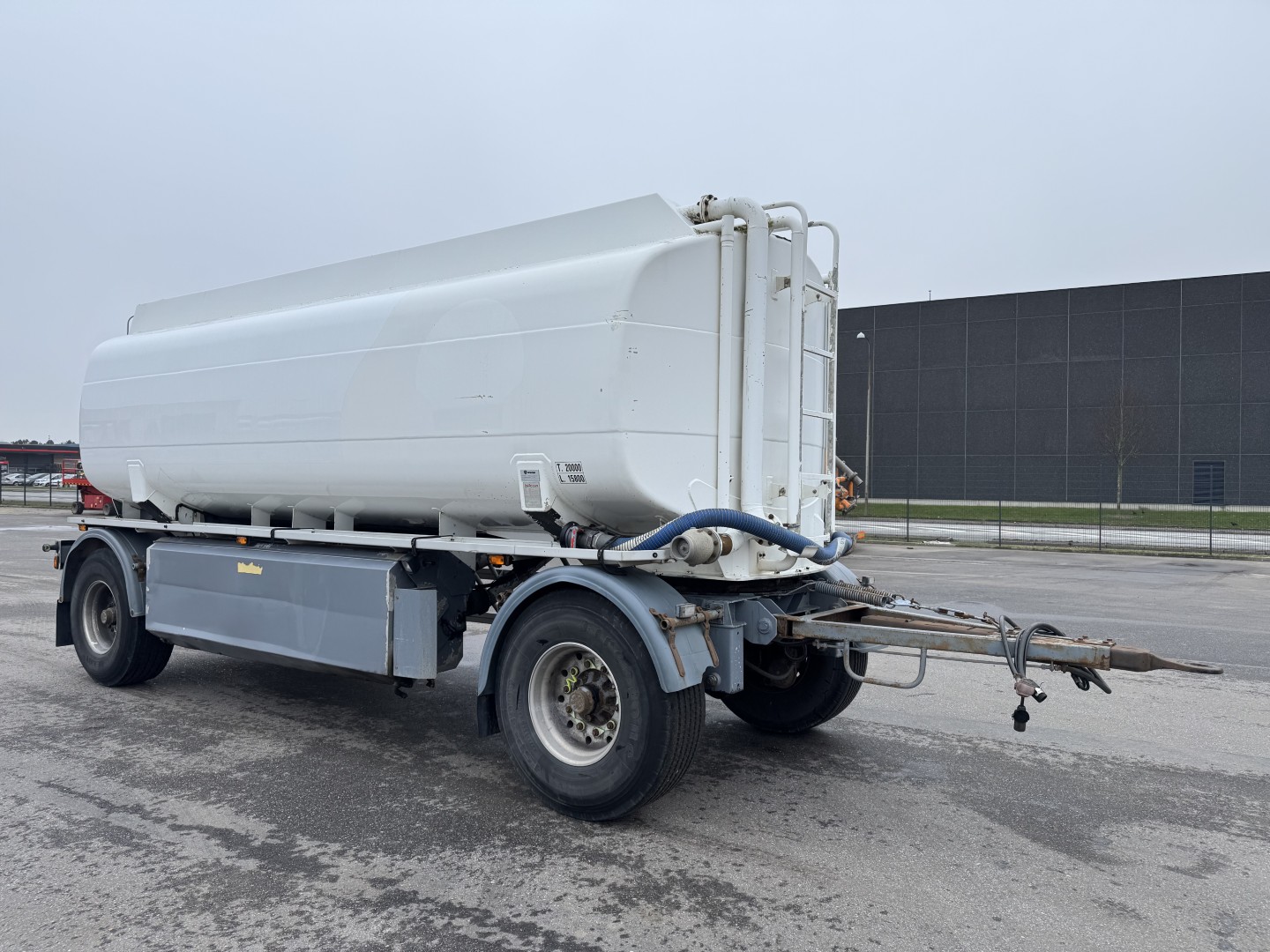 HMK Bilcon TP-200 2 akslet 22000 L ADR tank 4 Rum