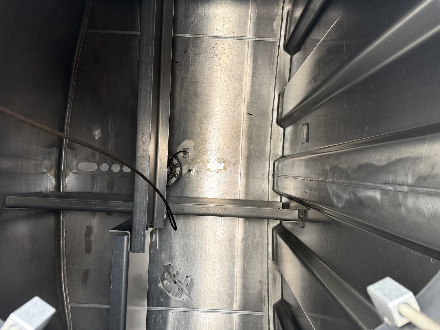 Scania G450 8x2*6 24.000 l. ADR Tank Euro 6