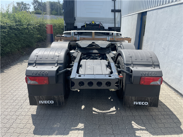 Iveco S-WAY AS440S49-E6e TX/FP 6x2x4