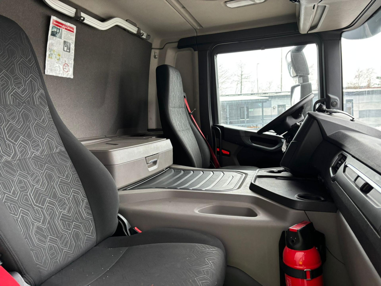 Scania P 320 B6x2*4NB Dobbelt compartment