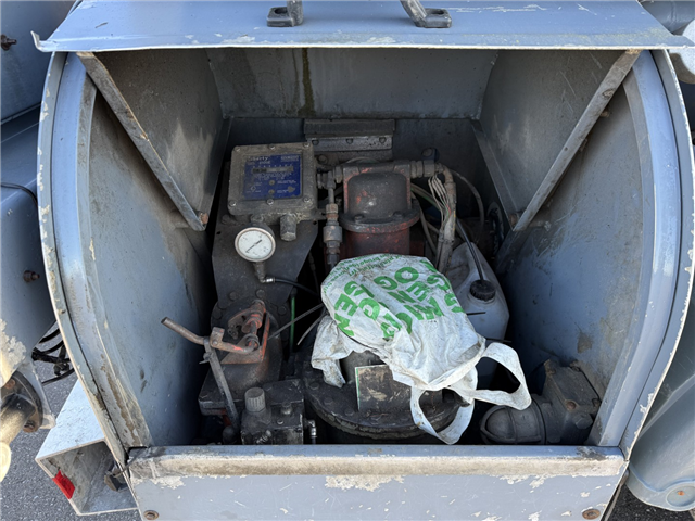 Volvo FM460 8x2*6 24.000 l. ADR Tankbil