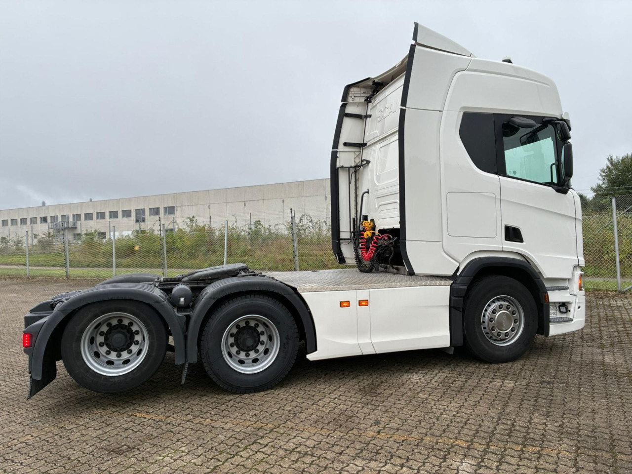 Scania R 560 A6x2NB - 2 streng hydraulik