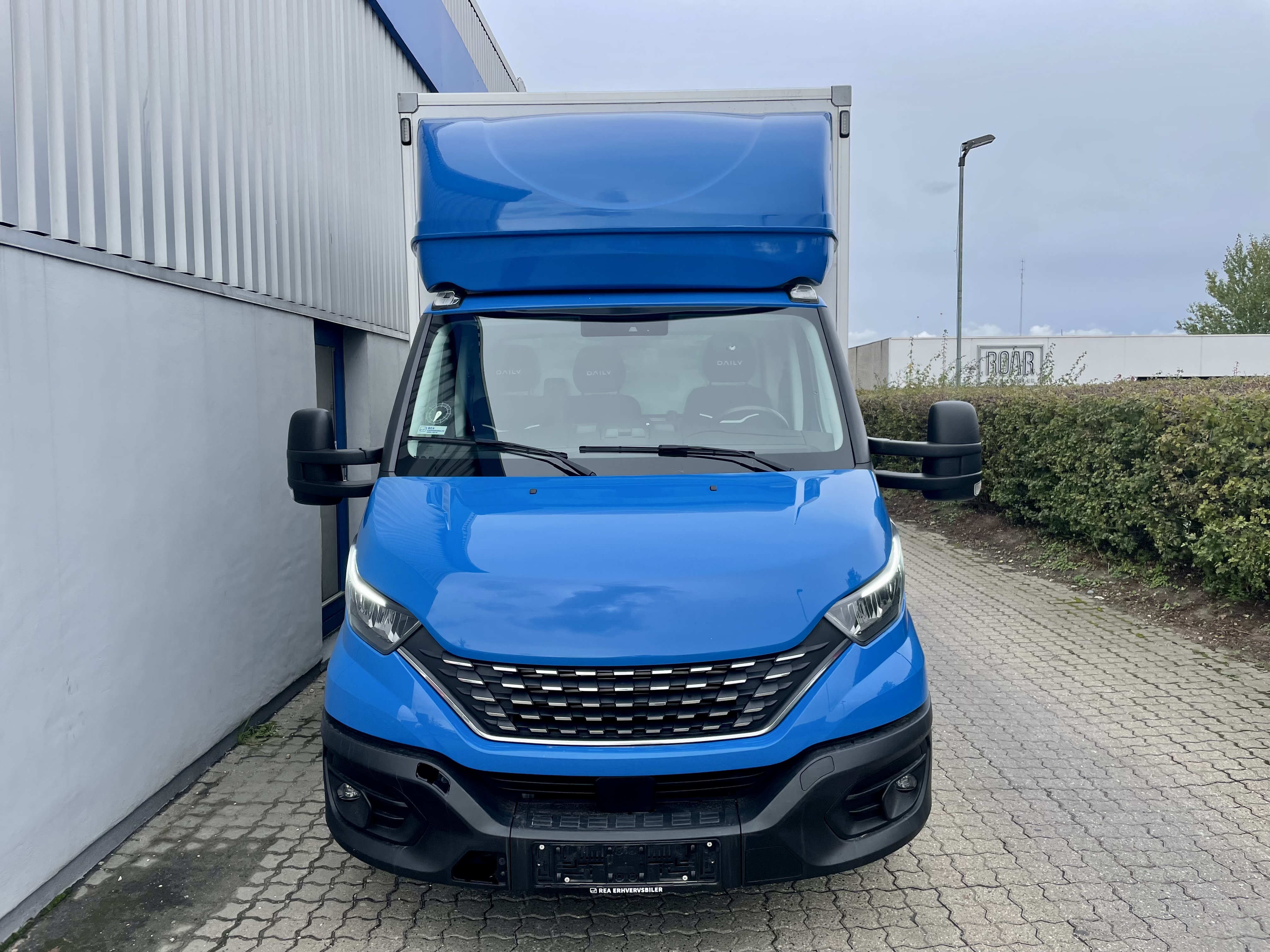 Iveco 35C18HA8 Box/lift