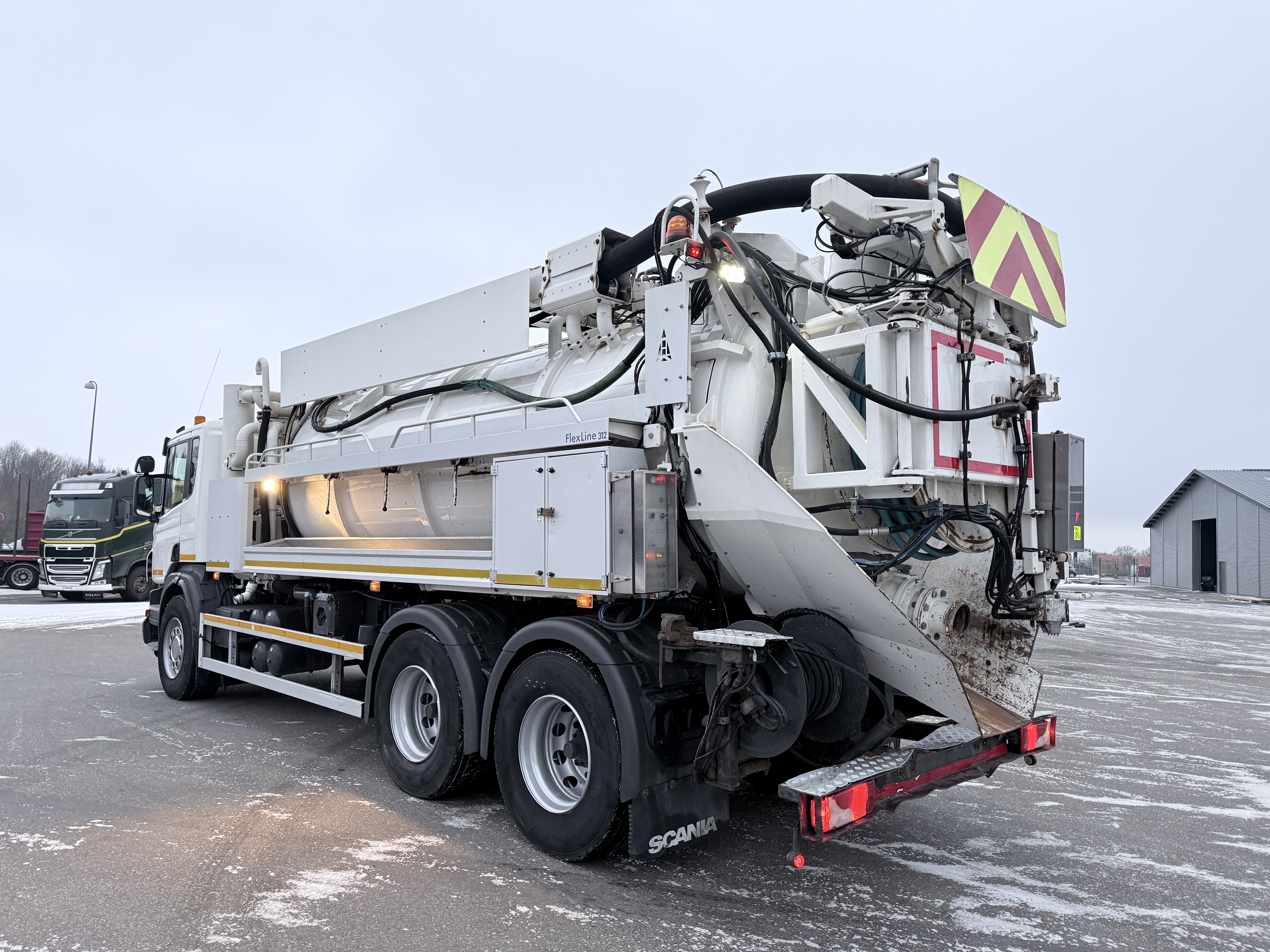 Scania P360 6x4 Hvidtved Larsen FlexLine 312