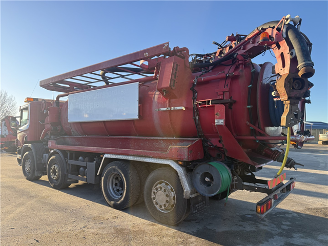 Scania 114G 380 8x2*6 Assmann 14 m3 Slamsuger