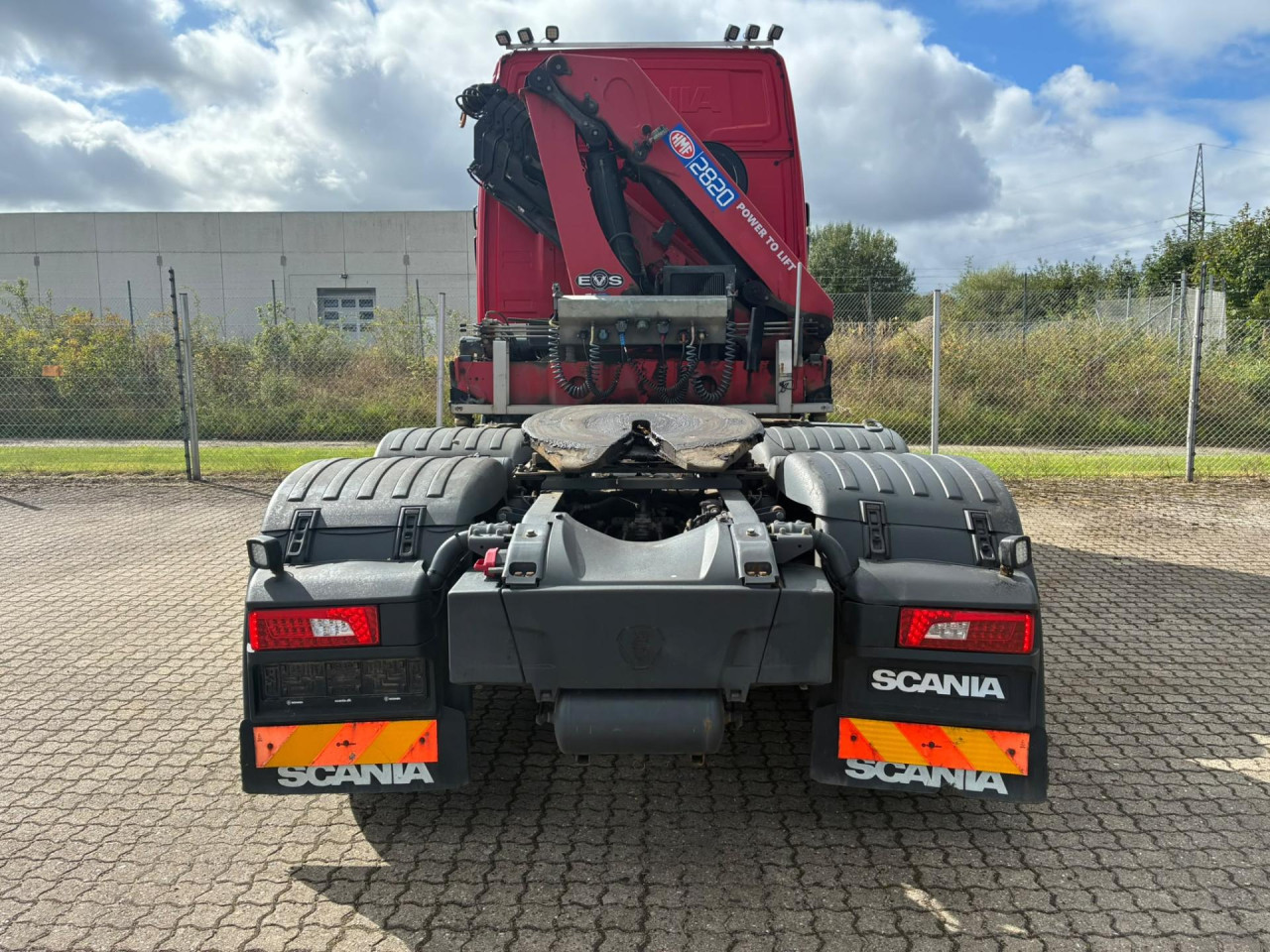 Scania R 500 A6x2NB - HMF kran 2820