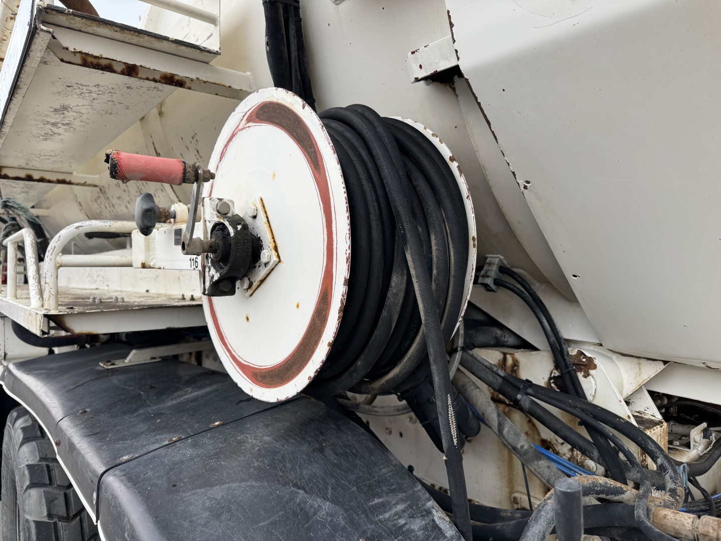 MAN 35.464 8x8 Hvidtved Larsen 9000 L