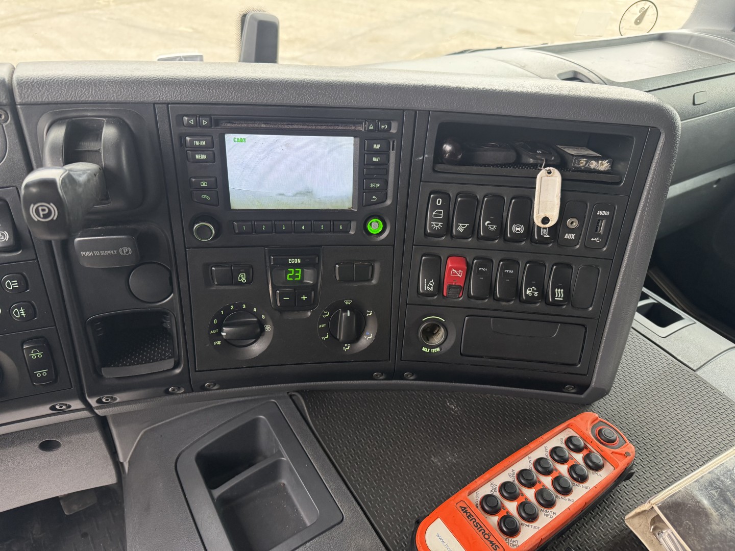 Scania P410 6x2*4 Hvidtved Larsen Flexline 312 ADR