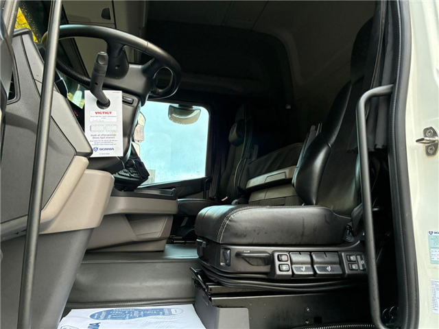 Scania R 500 B6x2*4NB