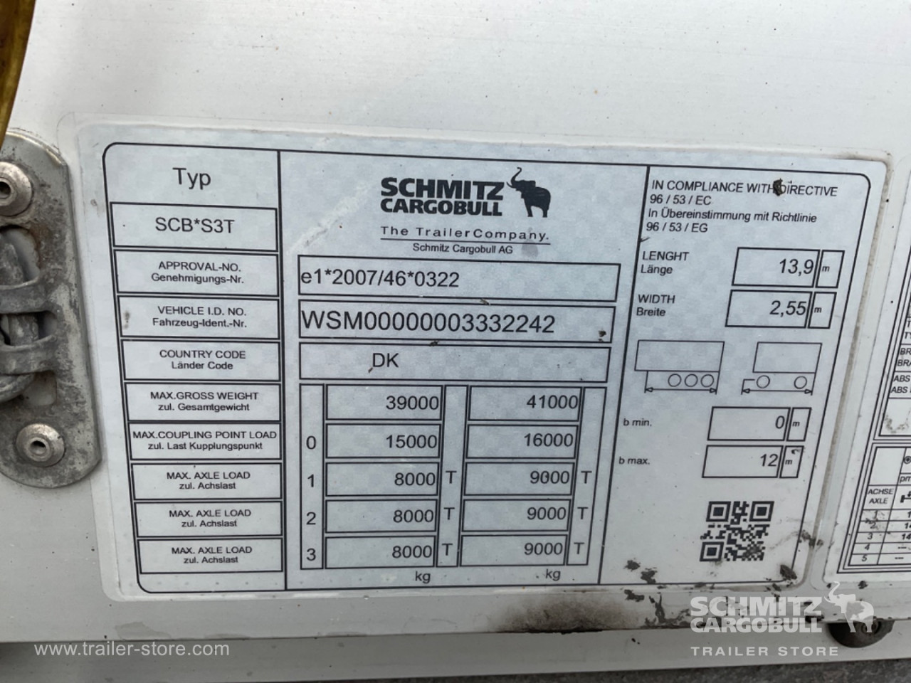 Schmitz Semi Curtainsider Standard