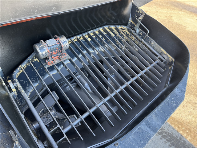 Scania P410 6x4 Liebherr THP 140 H 24 M4 XH Betonpumpe