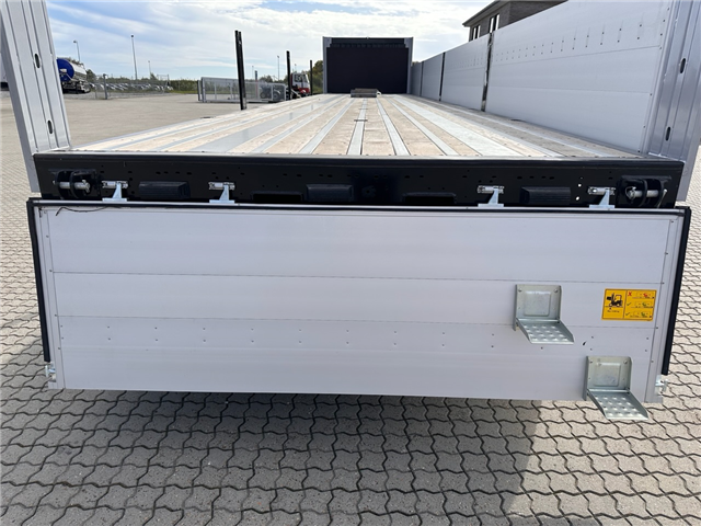 Kässbohrer Truckbeslag, Alusider, Hårdtræsbund