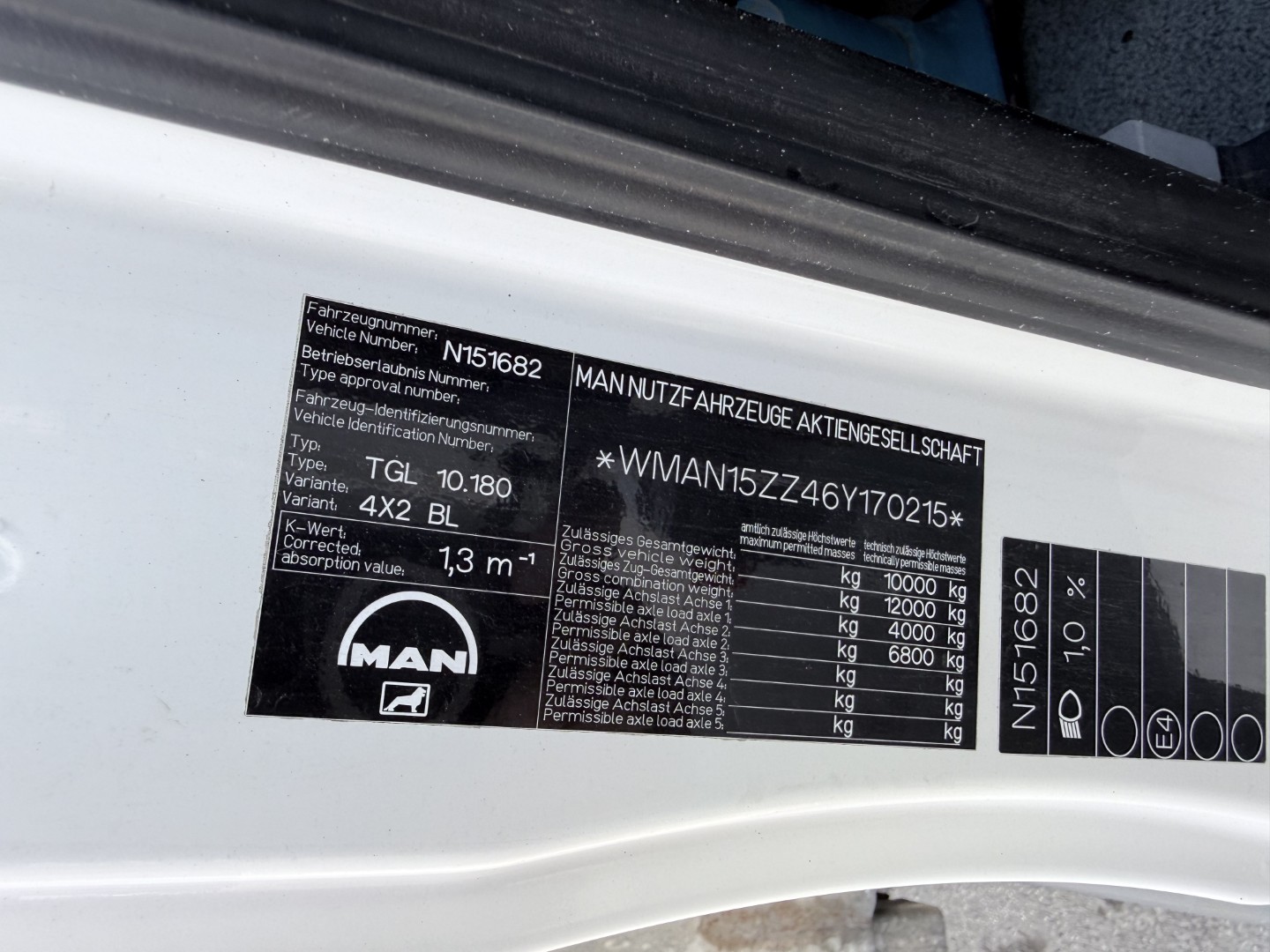 MAN TGL 10.180 4x2 6,20 m. lad
