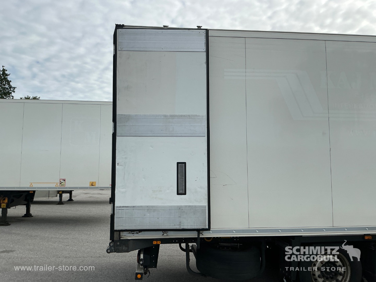 Schmitz Semi Reefer Meat hanging system