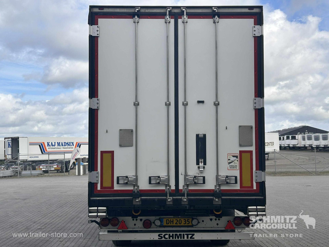 Schmitz Semi Reefer Meat hanging system