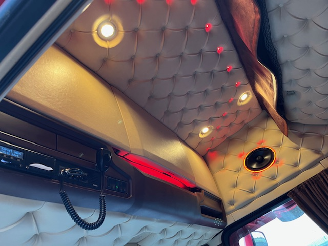 Scania R650 6X2 3150. Retarder. Hydraulic