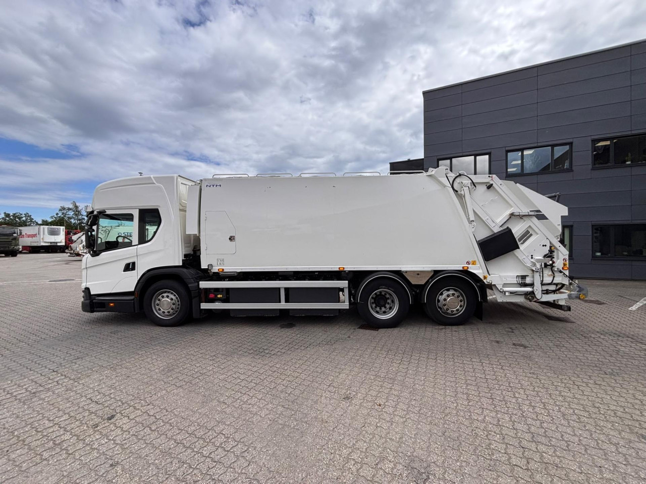 Scania L 230 B6x2*4NB 230Kw/297kWh NTM Elektic NTM garbag