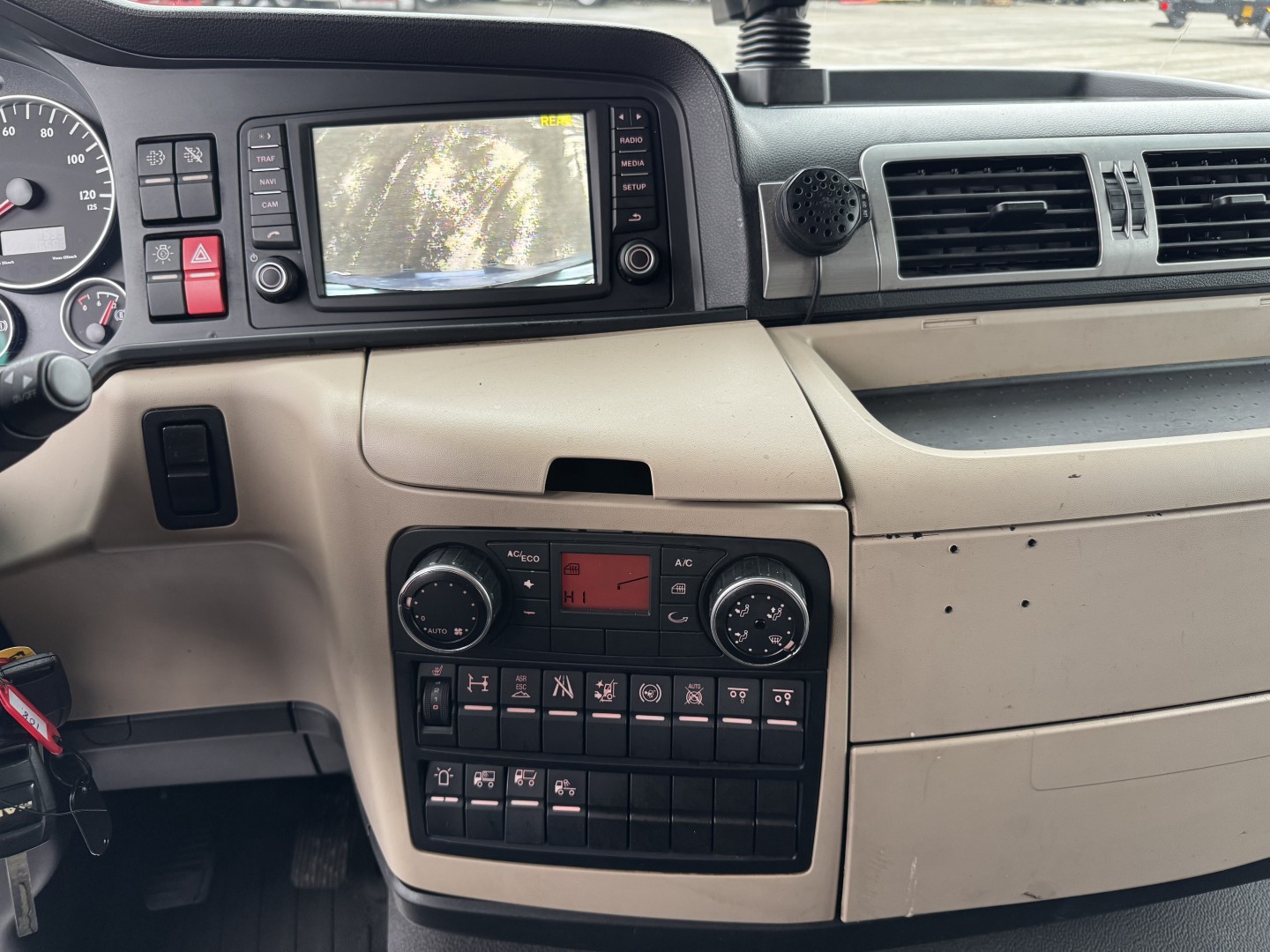 MAN TGM 26.340 6x2*4 Euro 6 Chereau / Carrier 9,8 m