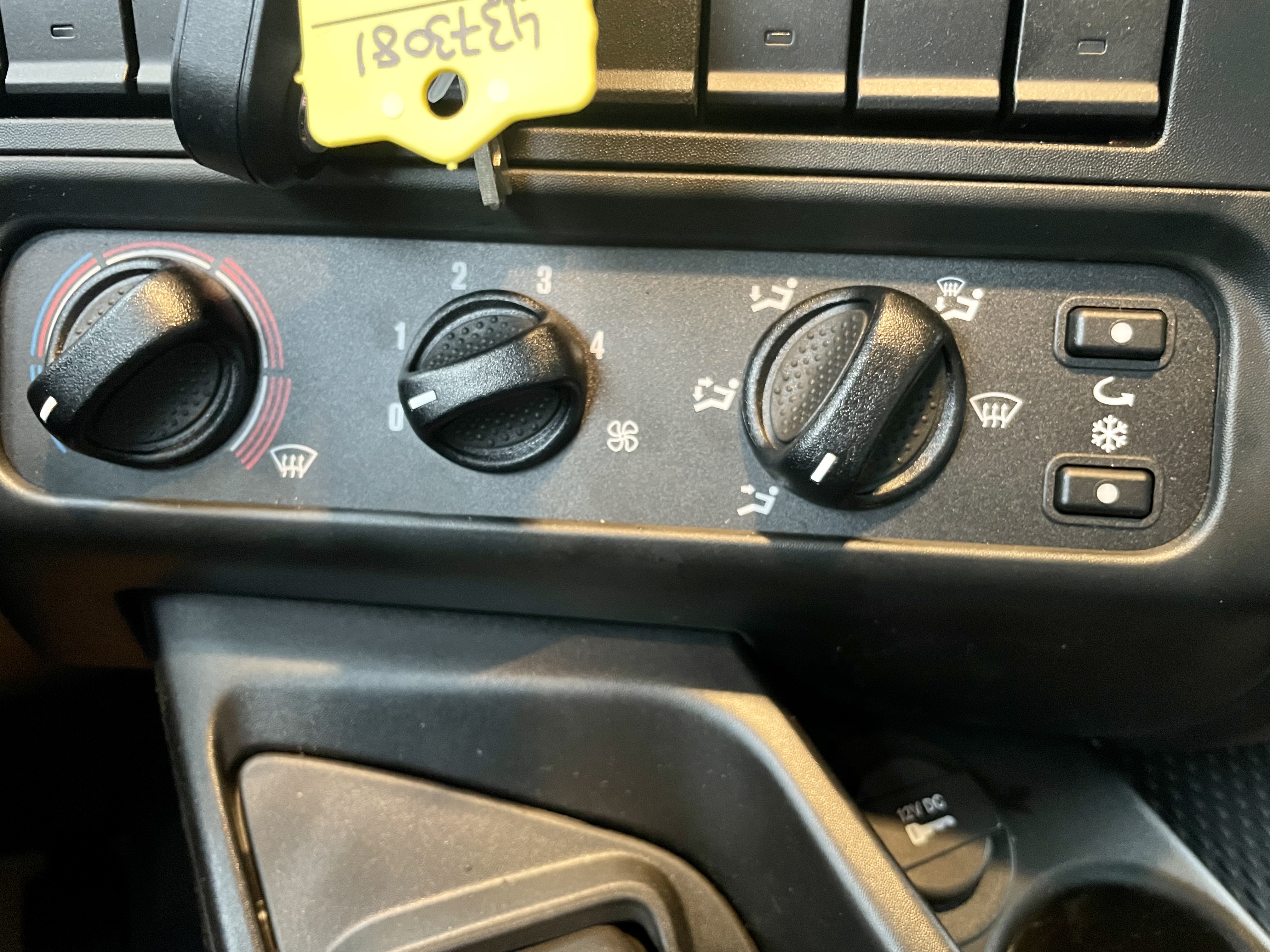 Iveco S-WAY AD190S34-E6e