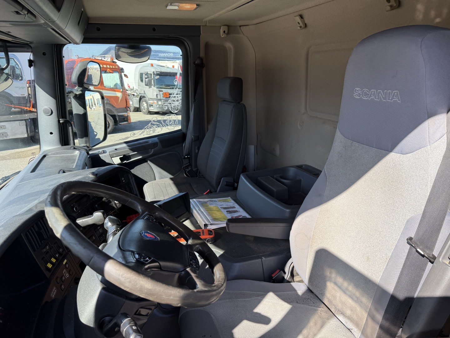 Scania P360 6x2*4 Korp & Son 12.500 l. Kombi