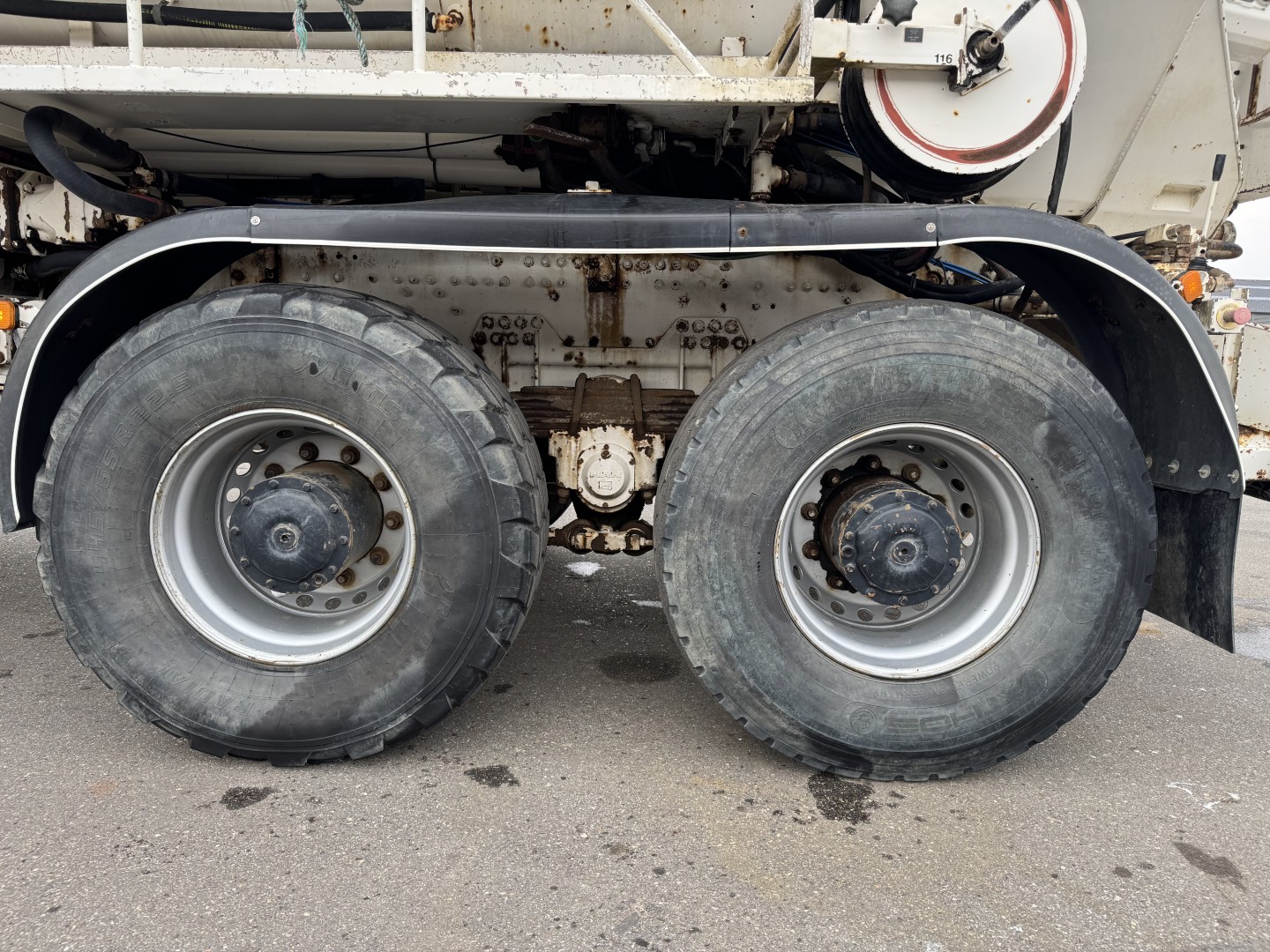 MAN 35.464 8x8 Hvidtved Larsen 9000 L