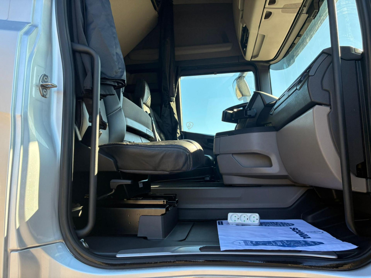 Scania R 530 A6x2NB - 2 streng hydraulikanlæg