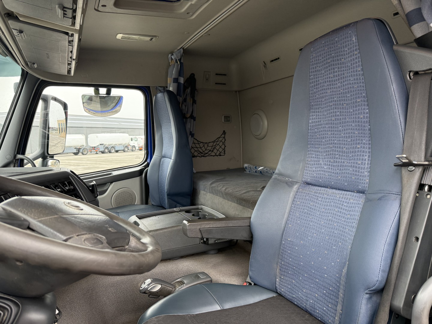 Volvo FM420 6x2*4 EEV Interconsult 12.700 l. Rustfri