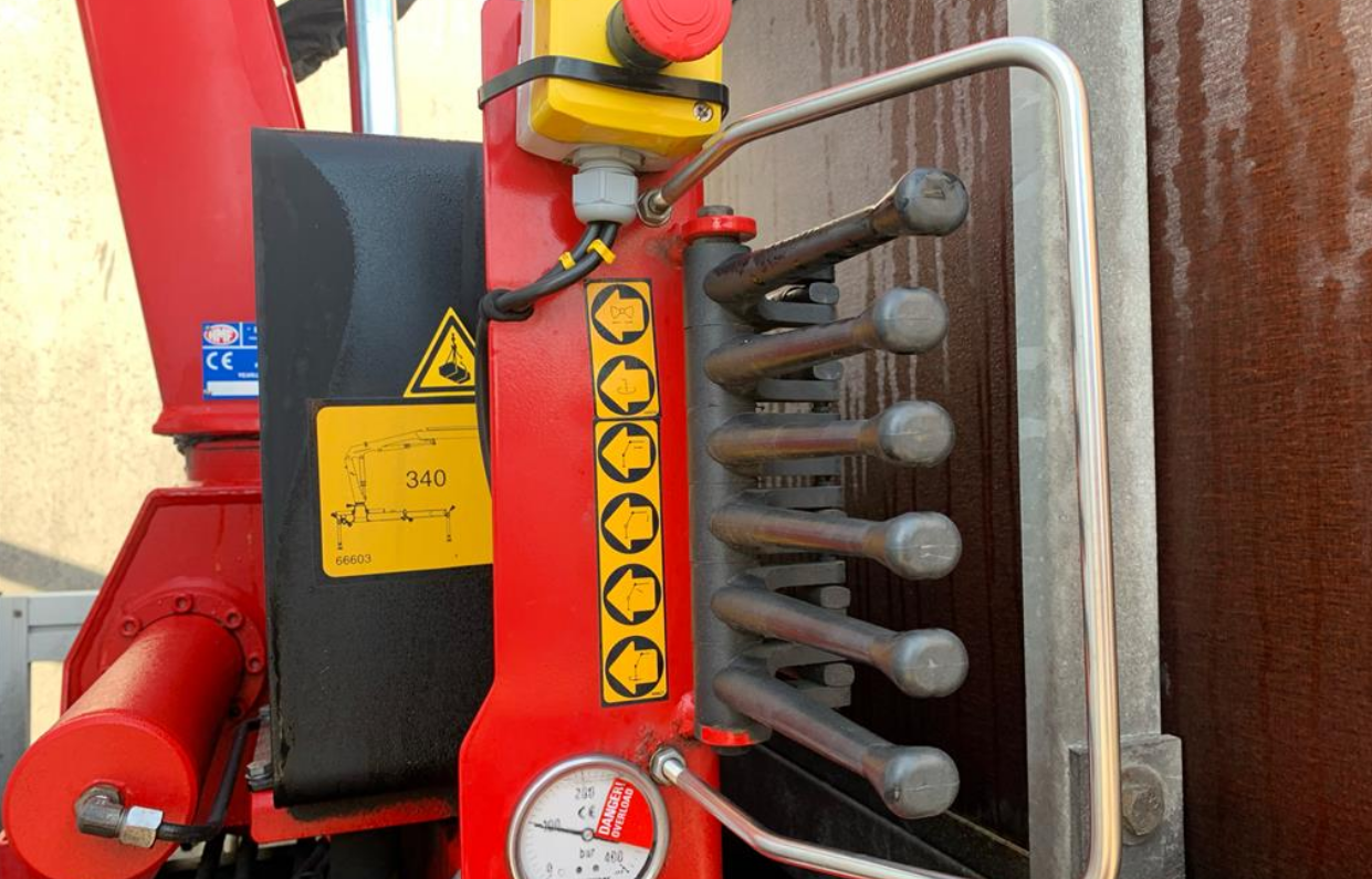 Iveco Daily 70C17C lad/kran