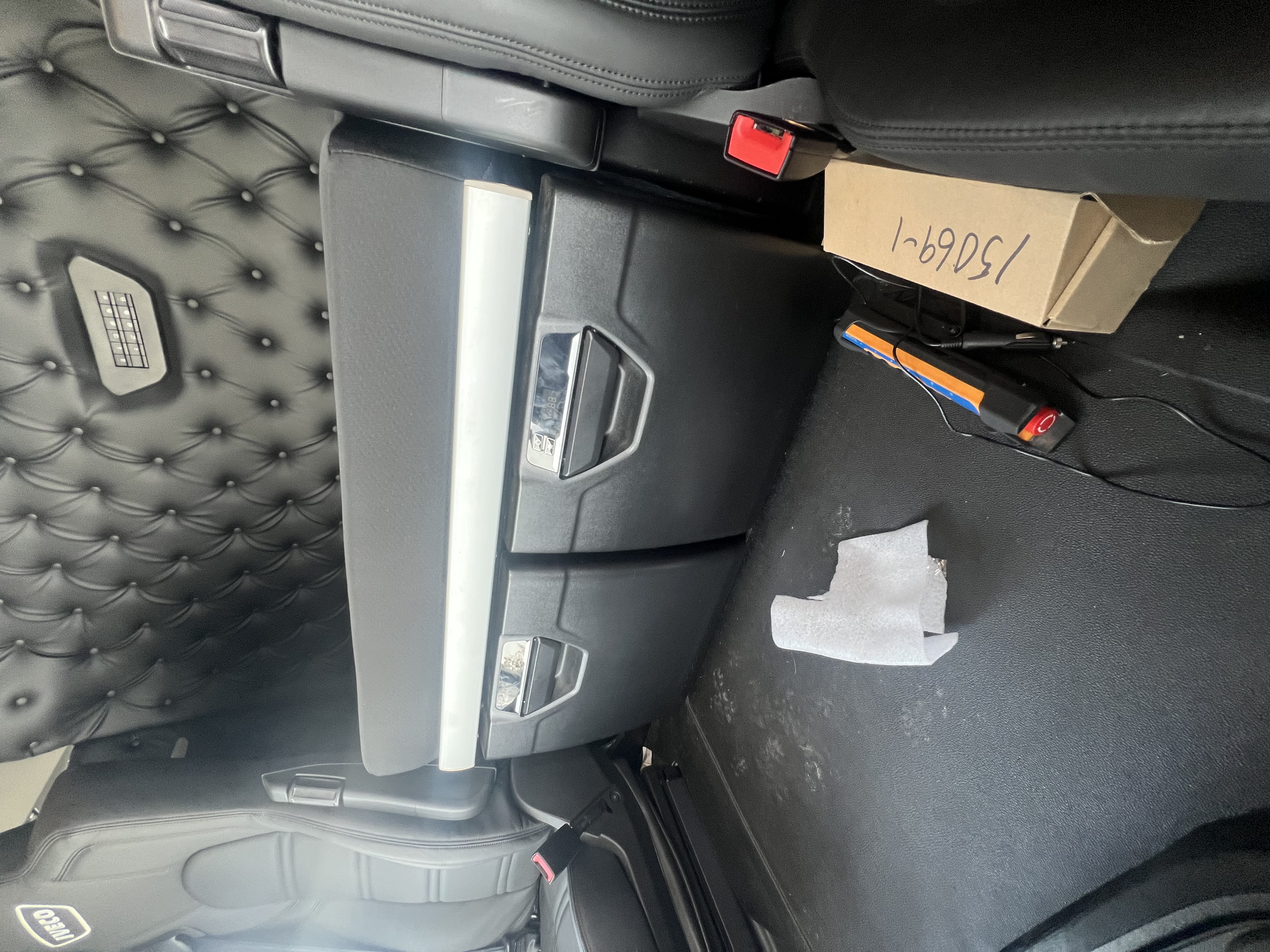 Iveco X-WAY 8X2/6 tripple-boggie med kroghejs