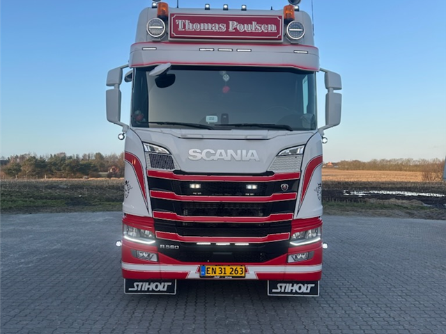 Scania 560R