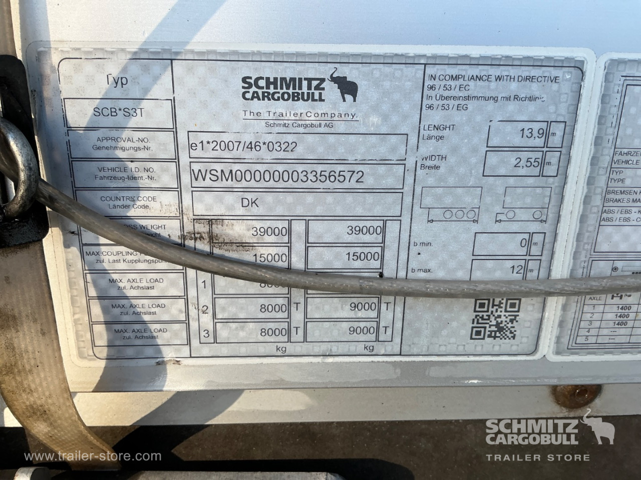 Schmitz Semi Curtainsider Standard , Foldedør højre