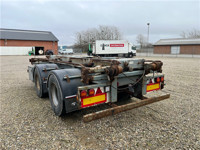 NOPA Hejseladskærre