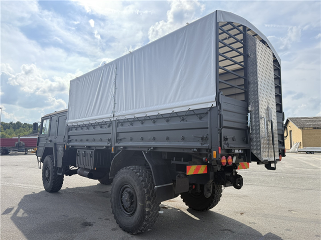 MAN 5 To KAT MIL 4x4 opb. studenterkørsel