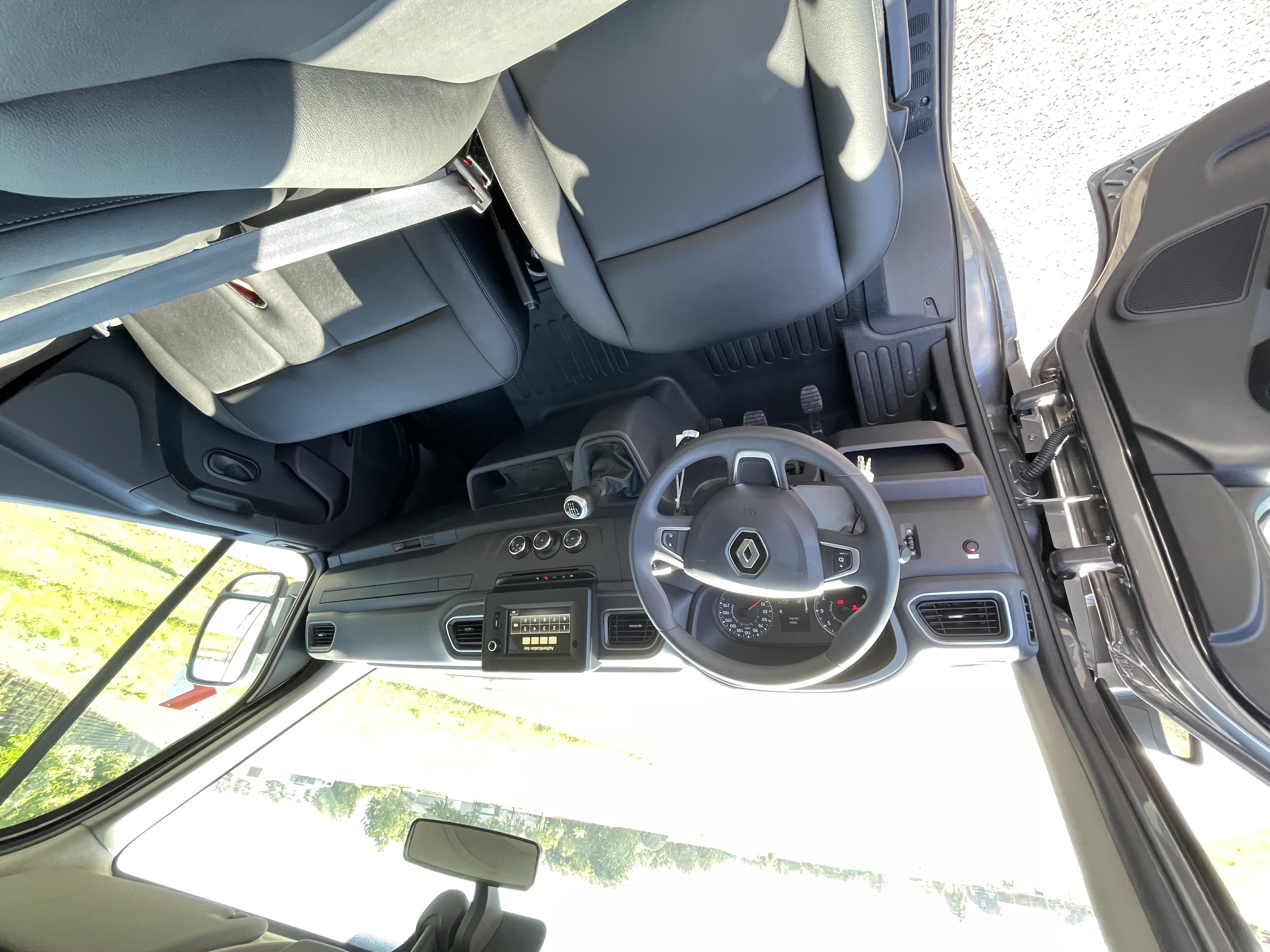 Renault Trucks Master - Fabriksny EUROBOX med køl og lav læsse højde