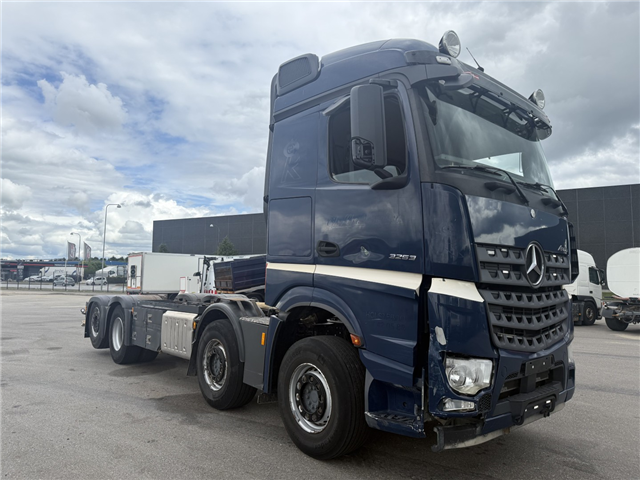 Mercedes Arocs 3253 8x2*6 Euro 6 Chassis