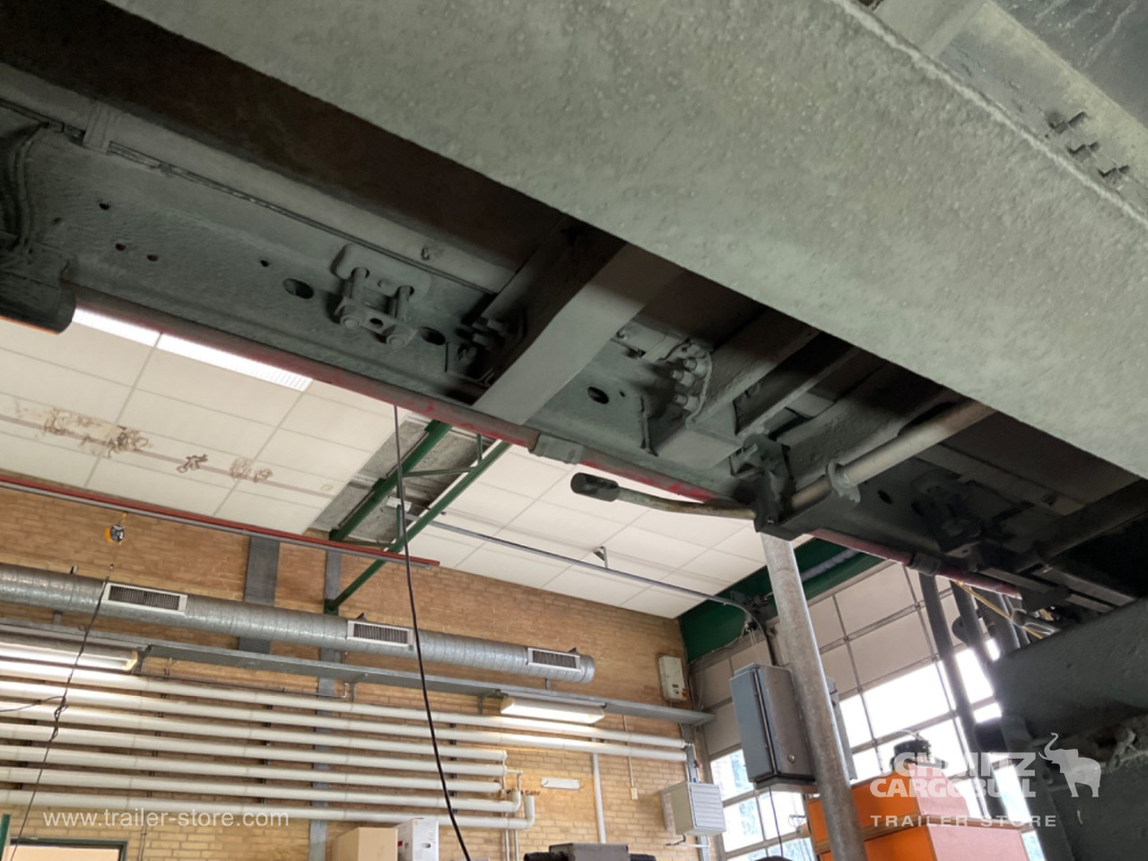 Schmitz Semi Curtainsider Standard